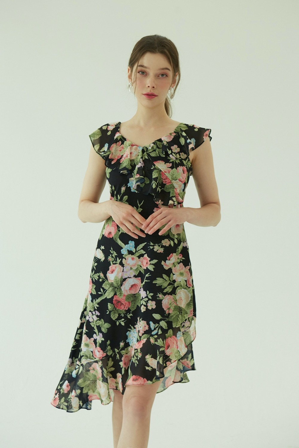 Rose garden summer ruffle dress (Black)