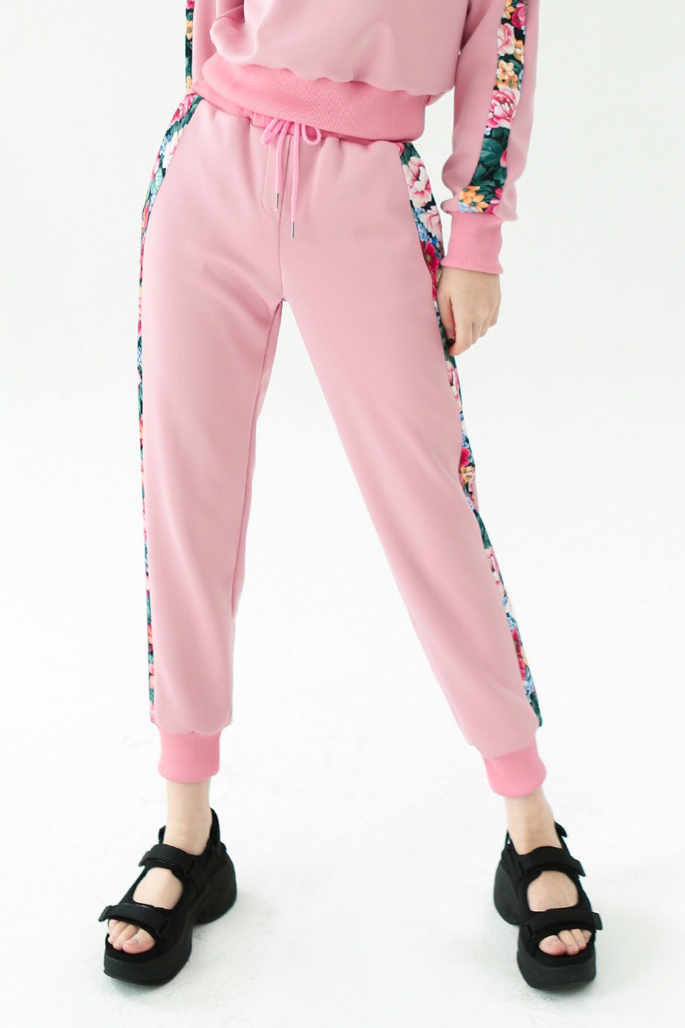 Peony garden line jogger pants (Pink)